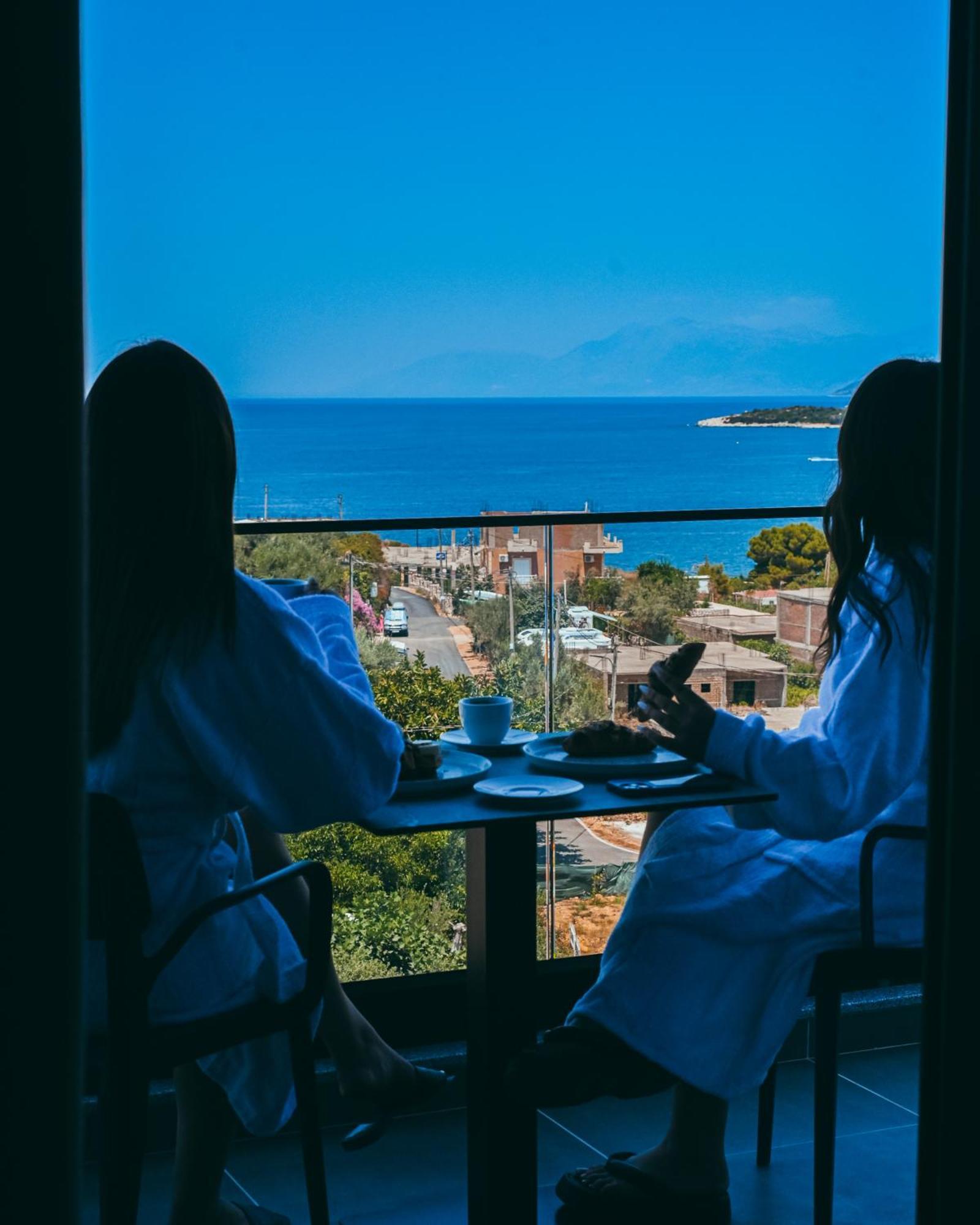 Monun Hotel Ксамил Экстерьер фото